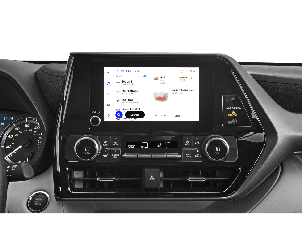 2024 Toyota HIGHLANDER LE