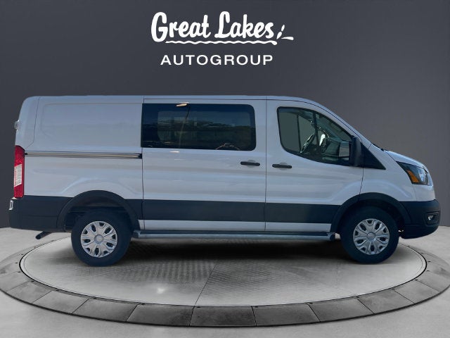 2025 Ford Transit-250 T-250 130" Low Rf 9070 GVWR RWD