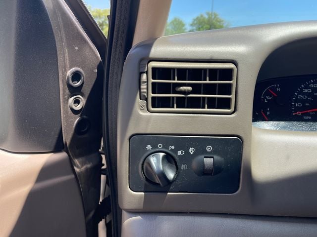 2002 Ford F-350SD XLT
