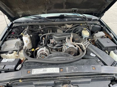 2002 Chevrolet S-10 LS