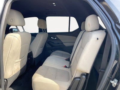 2022 Chevrolet Traverse LS