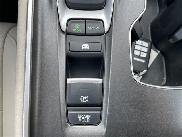 2022 Honda Accord Hybrid Touring