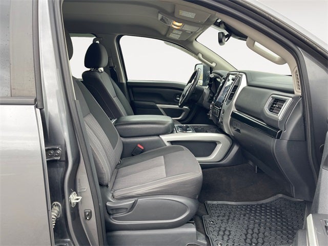 2020 Nissan Titan SL