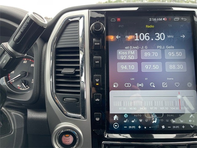 2020 Nissan Titan SL