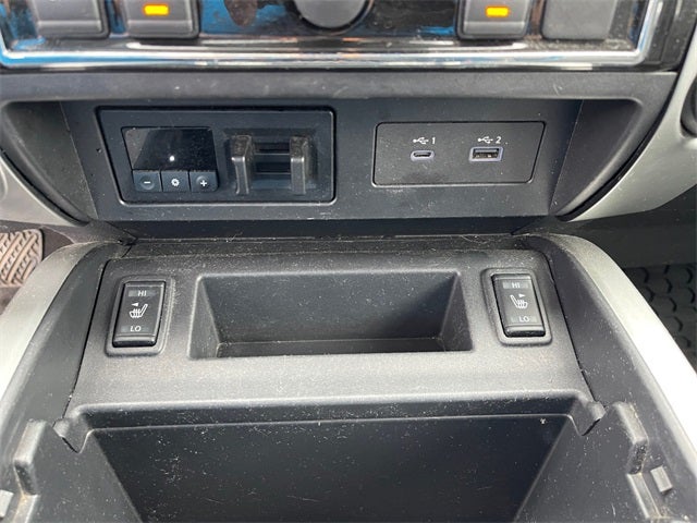 2020 Nissan Titan SL