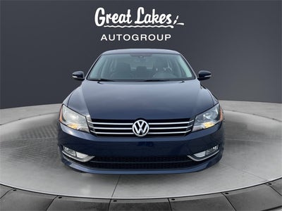 2015 Volkswagen Passat 1.8T SE w/Sunroof/Nav