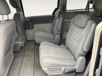 2010 Chrysler Town & Country Touring