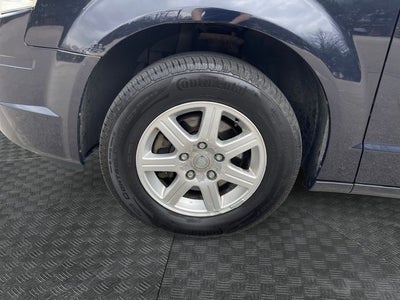 2010 Chrysler Town & Country Touring