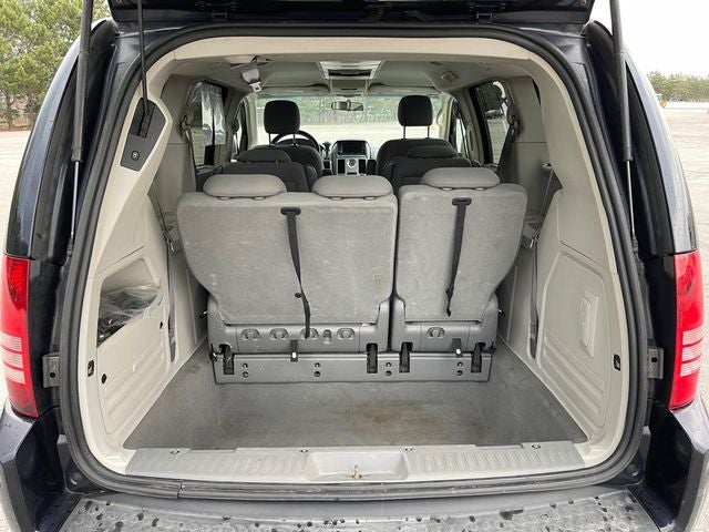 2010 Chrysler Town & Country Touring
