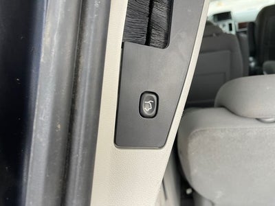 2010 Chrysler Town & Country Touring