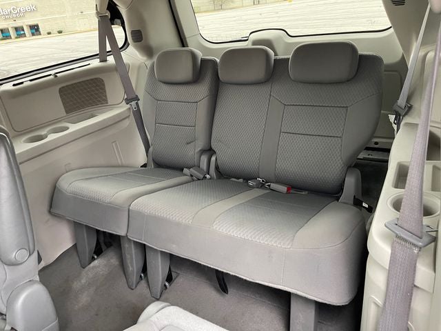 2010 Chrysler Town & Country Touring