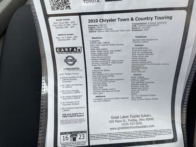 2010 Chrysler Town & Country Touring