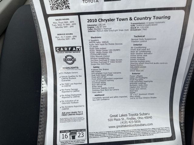 2010 Chrysler Town & Country Touring