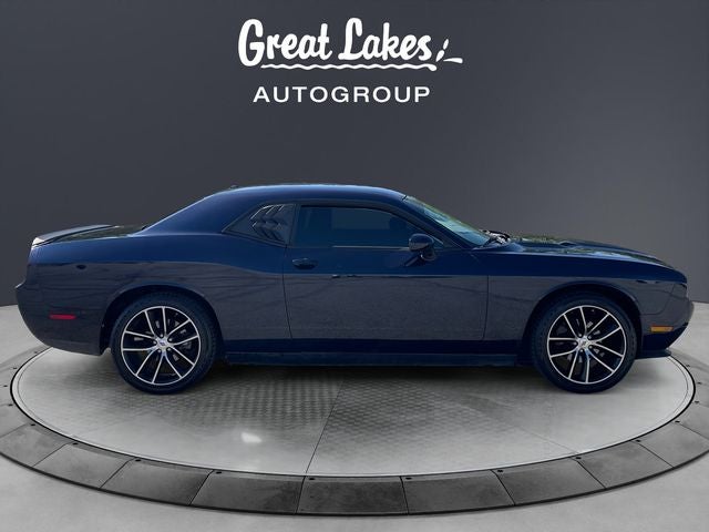 2011 Dodge Challenger Base