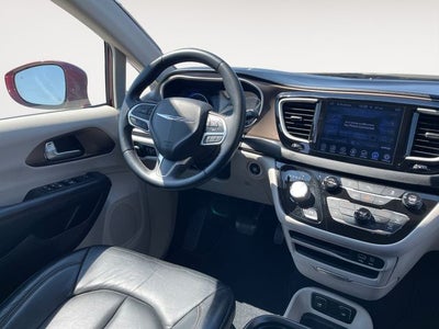 2017 Chrysler Pacifica Touring L