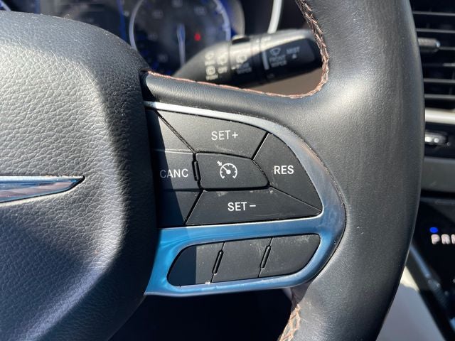 2017 Chrysler Pacifica Touring L