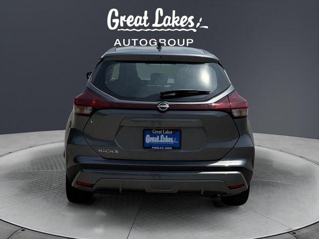 2023 Nissan Kicks S