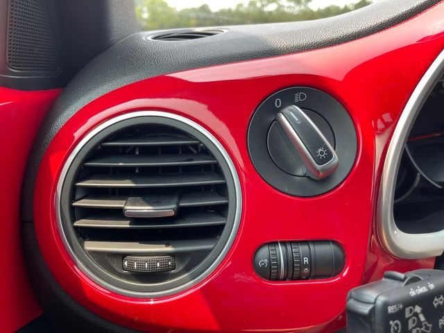 2019 Volkswagen Beetle Convertible S