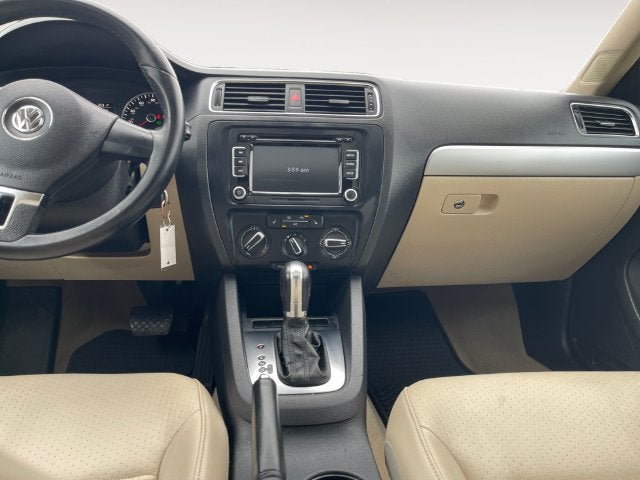2013 Volkswagen Jetta 2.5L SE Convenience & Sunroof