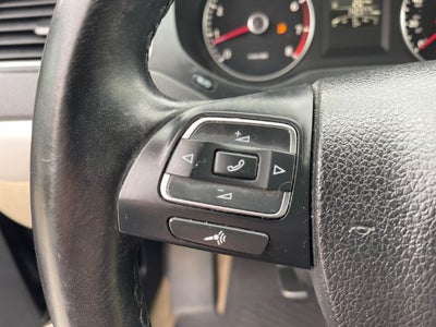2013 Volkswagen Jetta 2.5L SE Convenience & Sunroof