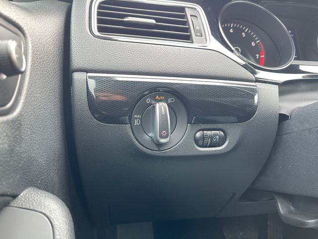 2017 Volkswagen Jetta 1.8T SEL