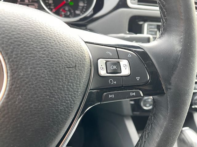 2017 Volkswagen Jetta 1.8T SEL