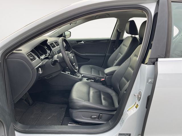 2017 Volkswagen Jetta 1.8T SEL