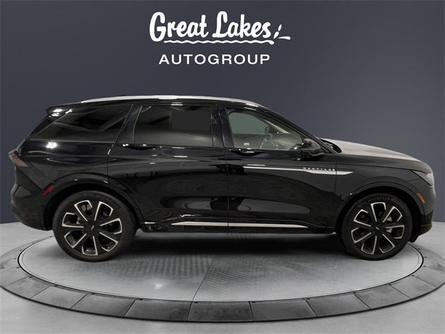 2024 Lincoln Nautilus Reserve