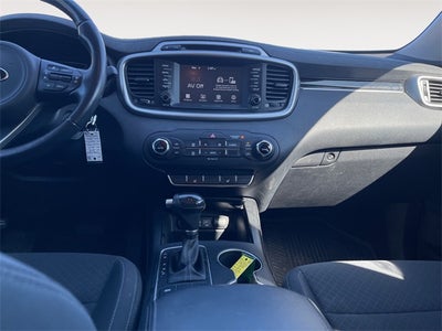 2018 Kia Sorento LX