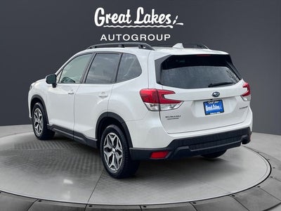 2023 Subaru Forester Premium