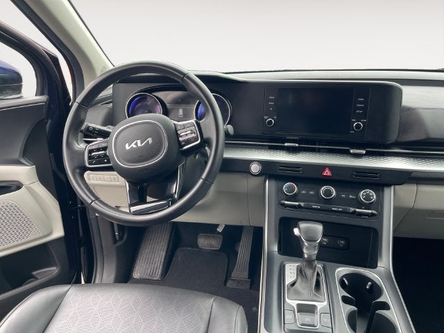 2023 Kia Carnival LX Seat Package