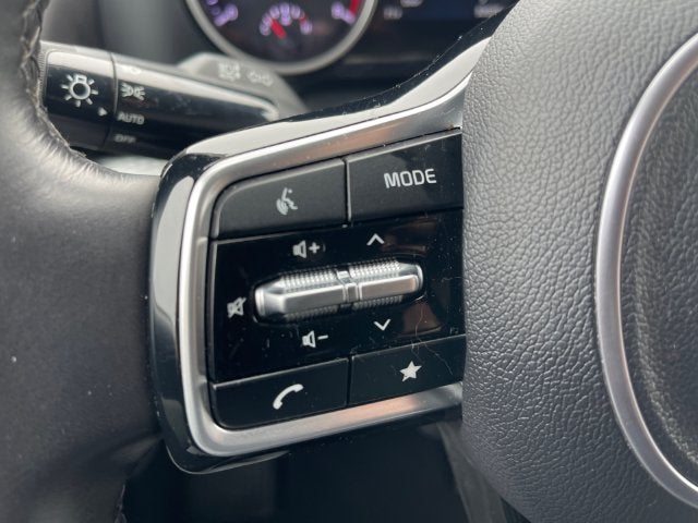 2023 Kia Carnival LX Seat Package