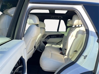 2023 Land Rover Range Rover SE