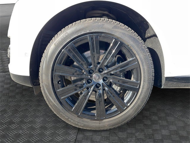 2023 Land Rover Range Rover SE