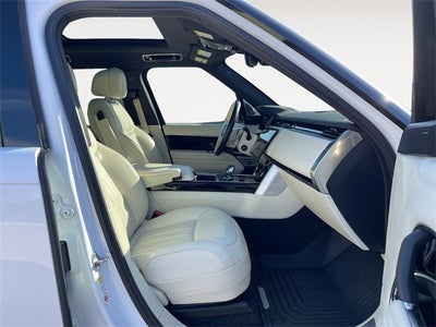 2023 Land Rover Range Rover SE