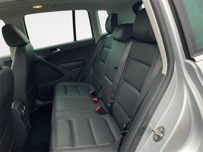 2016 Volkswagen Tiguan R-Line 4Motion