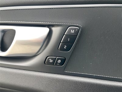 2024 Volvo XC60 B5 Core