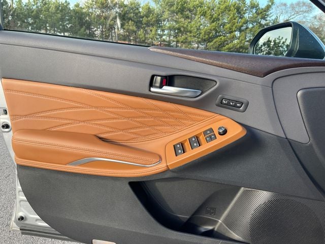 2019 Toyota AVALON HYBRID Limited