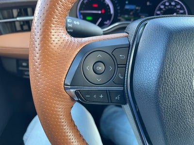 2019 Toyota AVALON HYBRID Limited