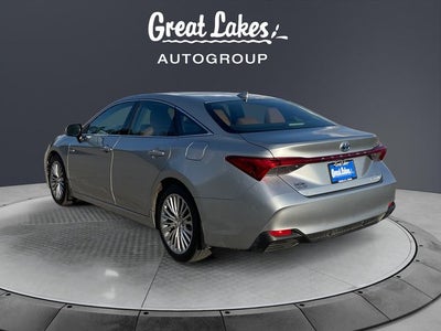 2019 Toyota AVALON HYBRID Limited