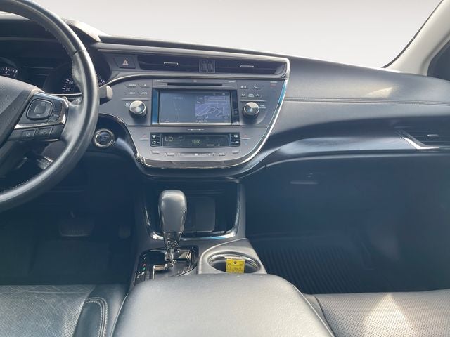 2018 Toyota AVALON Limited