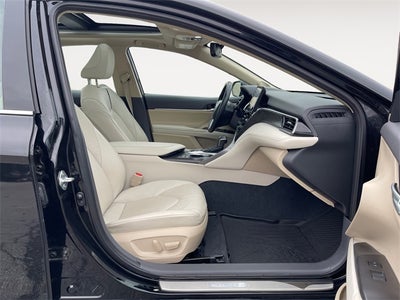 2024 Toyota CAMRY XLE