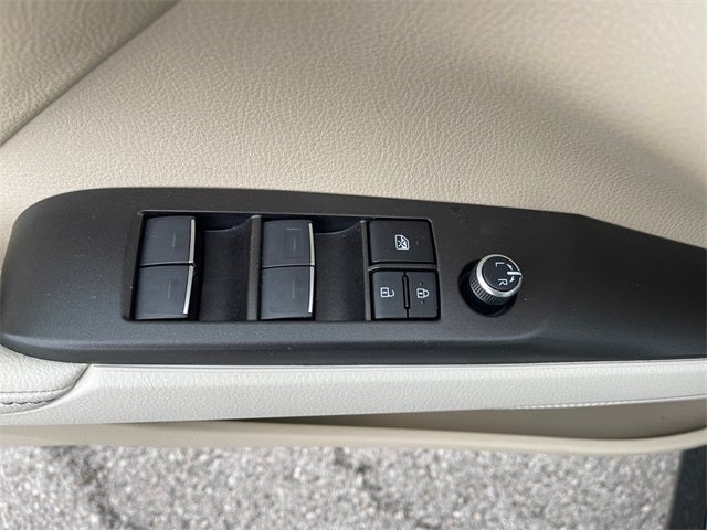 2024 Toyota CAMRY XLE