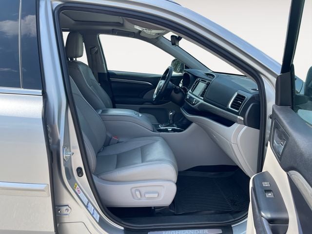 2017 Toyota Highlander Limited