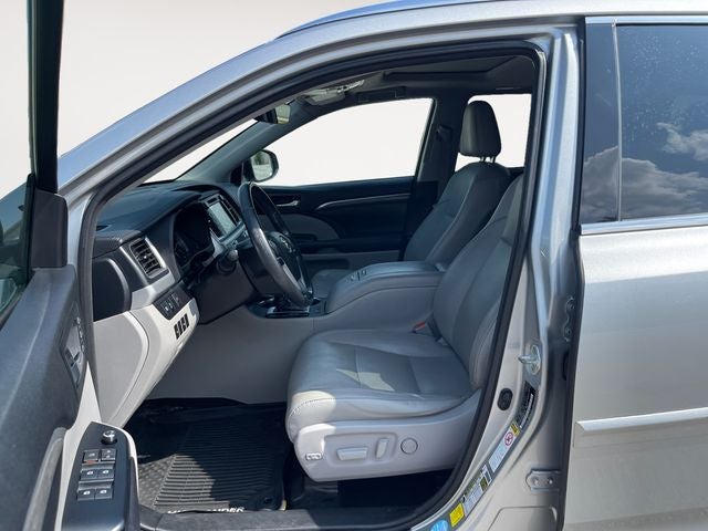 2017 Toyota Highlander Limited