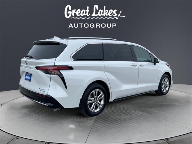 2024 Toyota SIENNA PLT AWD Platinum 7 Passenger