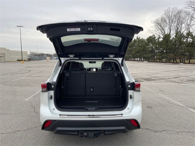2022 Toyota HIGHLANDER HYBRD XLE