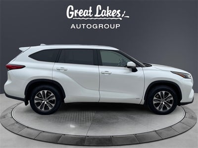 2022 Toyota HIGHLANDER HYBRD XLE