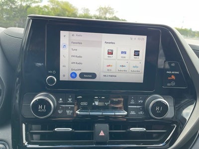 2023 Toyota HIGHLANDER LE