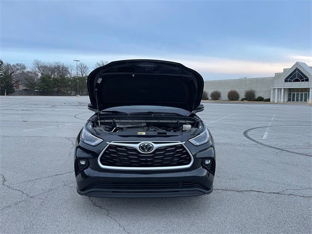 2023 Toyota HIGHLANDER LE